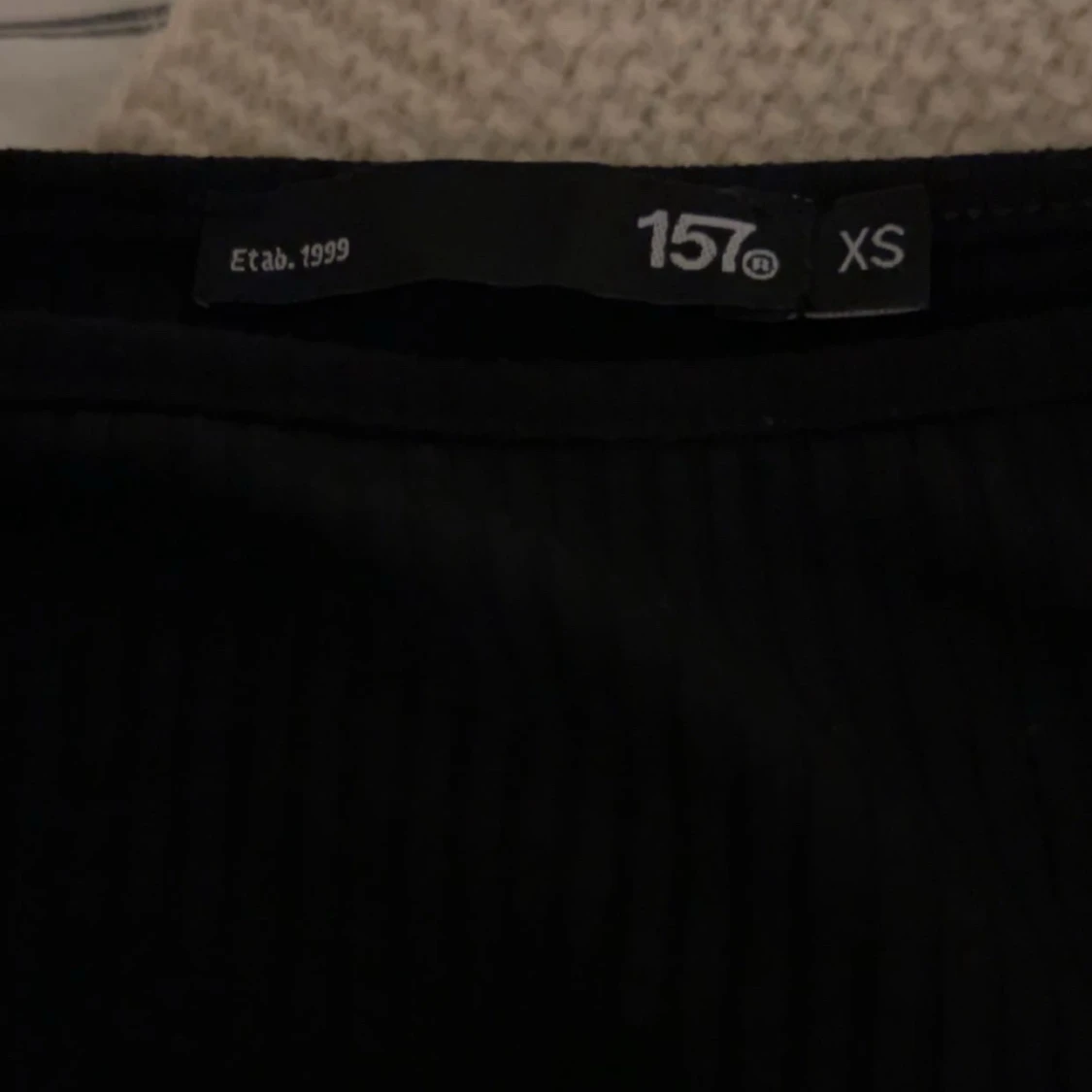 Svart långärmad tröja från 157 - 1