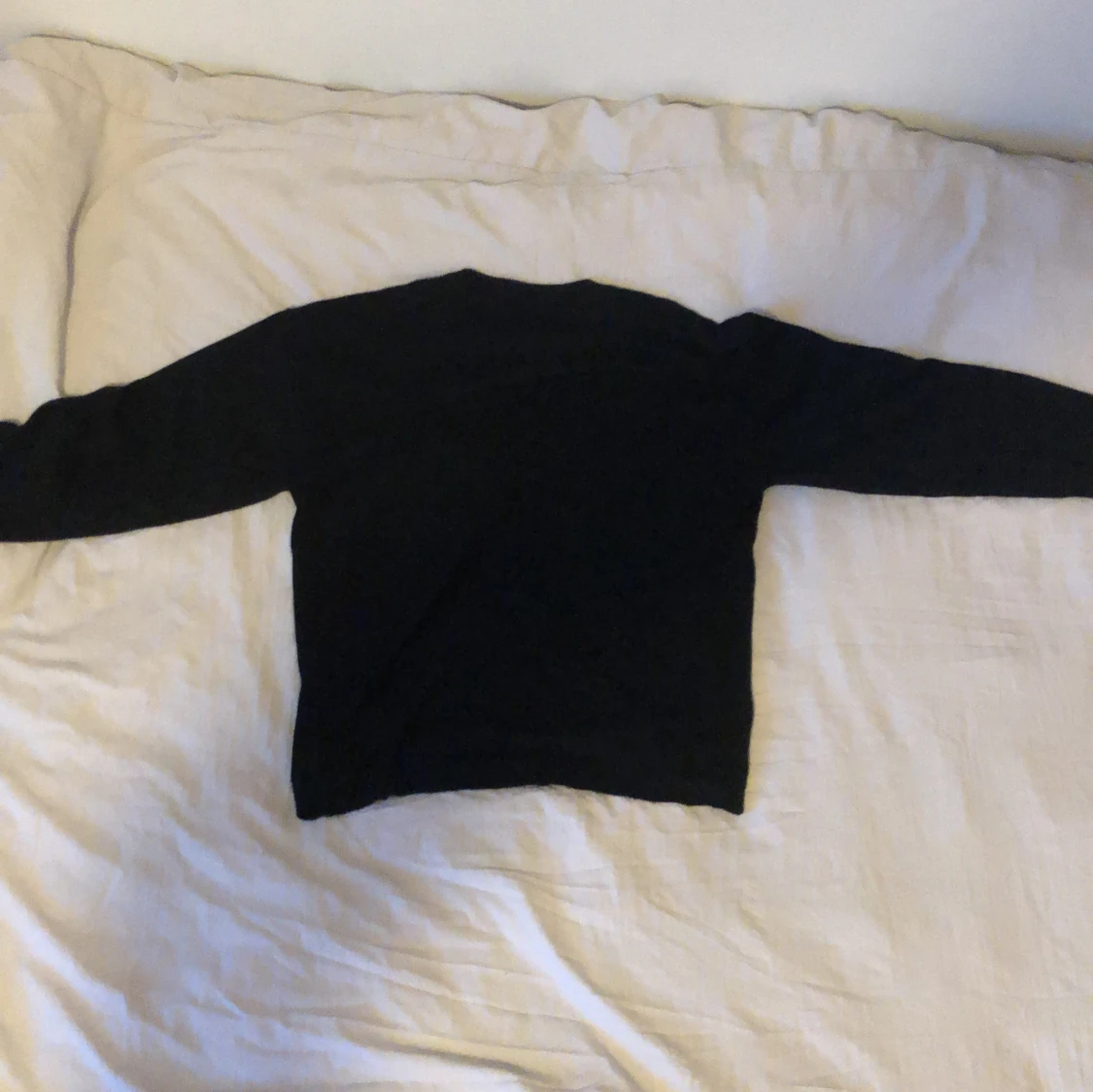 Svart stickad tröja från Lindex - 2