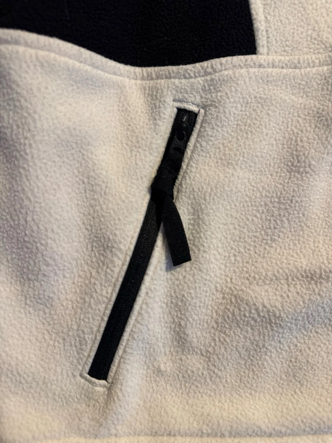 Svartvit fleece-tröja från The North Face - 3