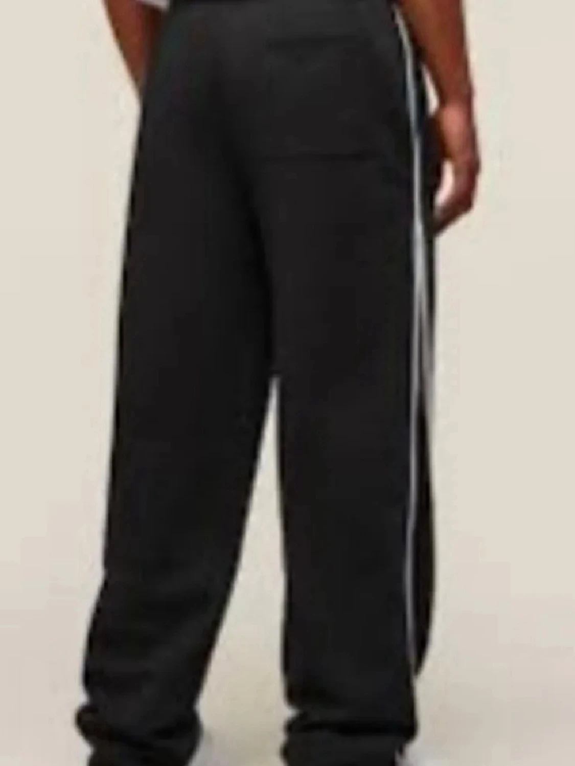 Svarta mjukisbyxor gymshark  - 1