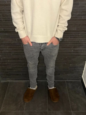 Tiger of Sweden jeans - Snygga jeans från Tiger of Sweden! Skick: 10/10 | nypris: 1599 | Tveka inte om ni har några frågor eller prisförslag🤗