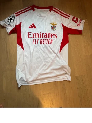 Real madrid + benfica - Två för 350kr
