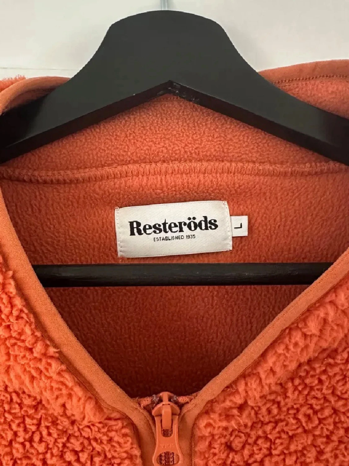 Orange teddyjacka från Resteröds - 2