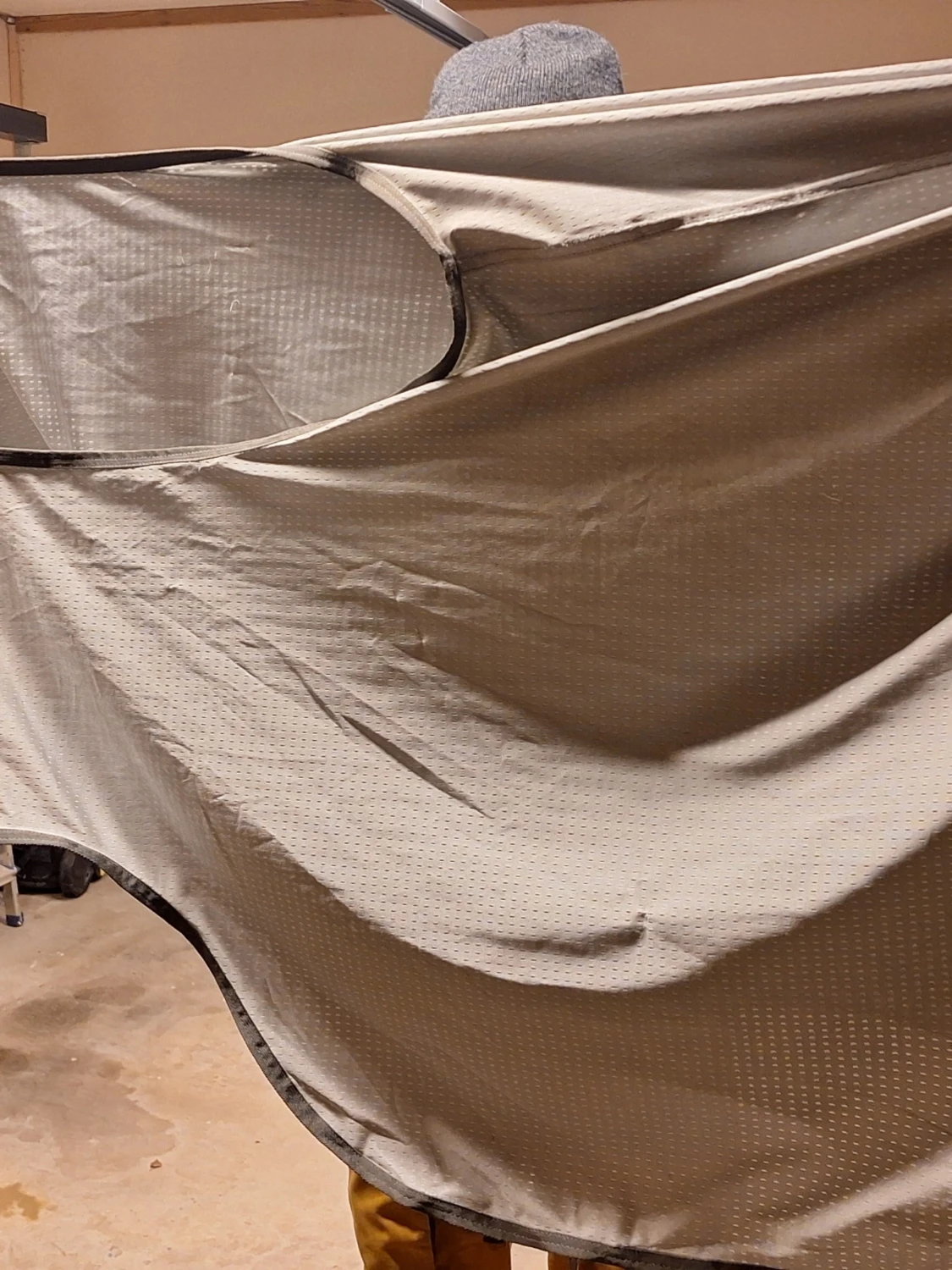 Ljusgrå flugridtäcke från Horse Guard - 1