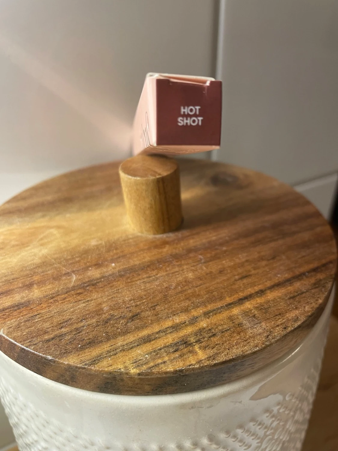 Rebecca Stella Lip Pout Läppenna Hot Shot - 1