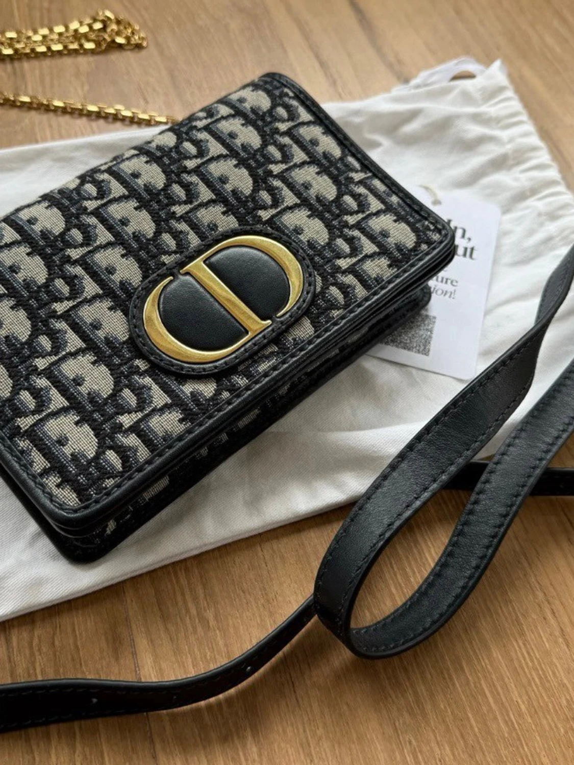 Dior axelväska med monogram och kedja - 1