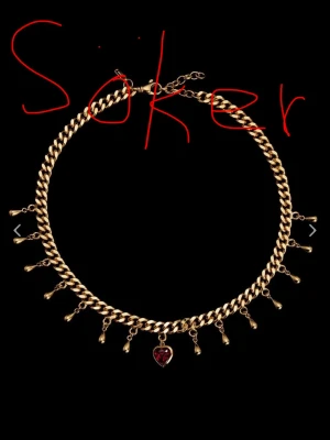 Maria Nilsdotter halsband  - Söker detta drop of heart halsband från Maria Nilsdotter! Skriv gärna privat ifall ni säljer ett!