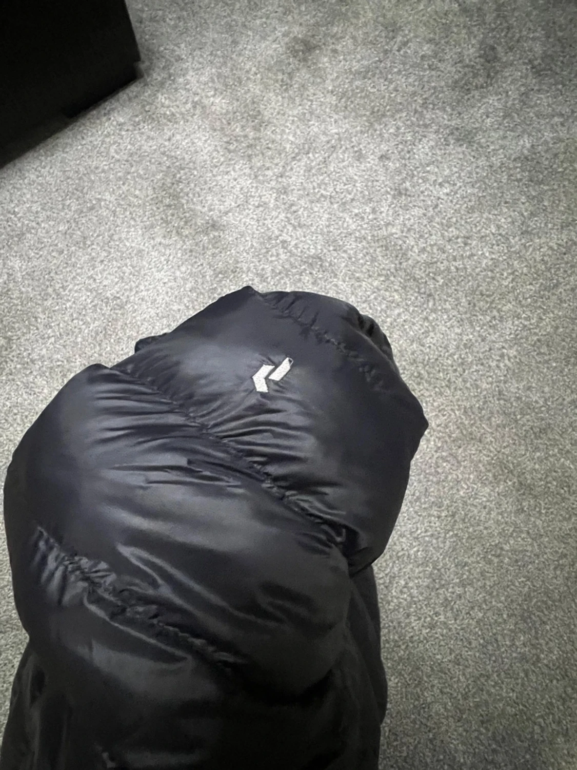 Svart Peak Performance dunjacka - 2