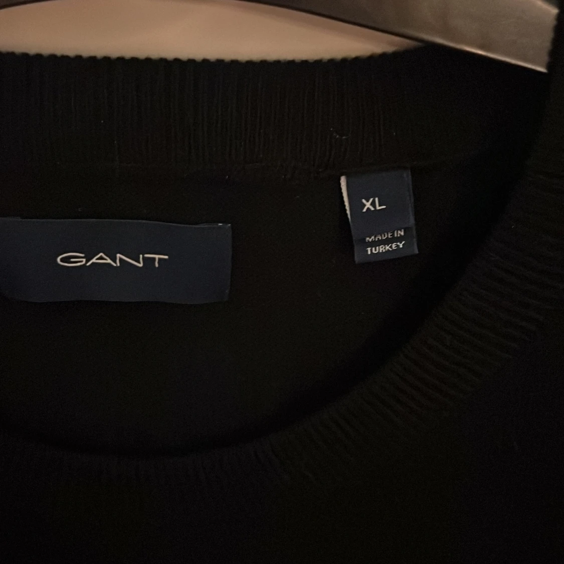 Svart tröja från GANT i XL - 1