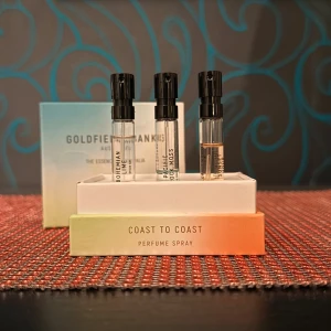 Goldfield & Banks discovery set - Discovery set från Goldfield & Banks:  -Bohemian Lime                                          -Sunset Hour                                              -Pacific Rock Moss                                                     Varierande mängd kvar (se bild). 