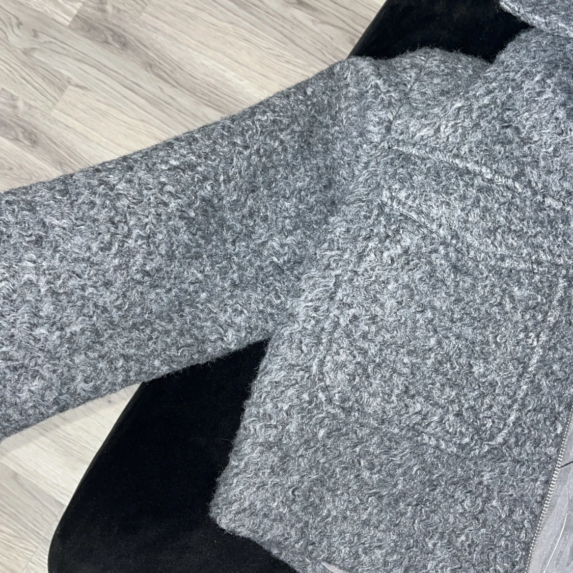 Grå teddyjacka från H&M med dragkedja - 3