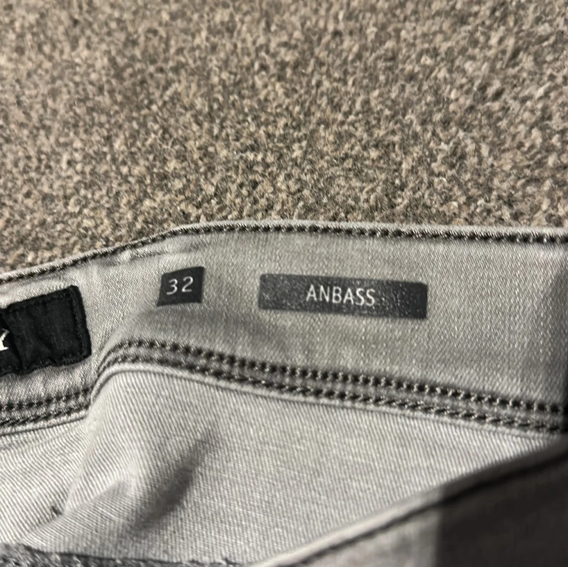 Replay Anbass ljusgrå jeans, stl 32 - 3