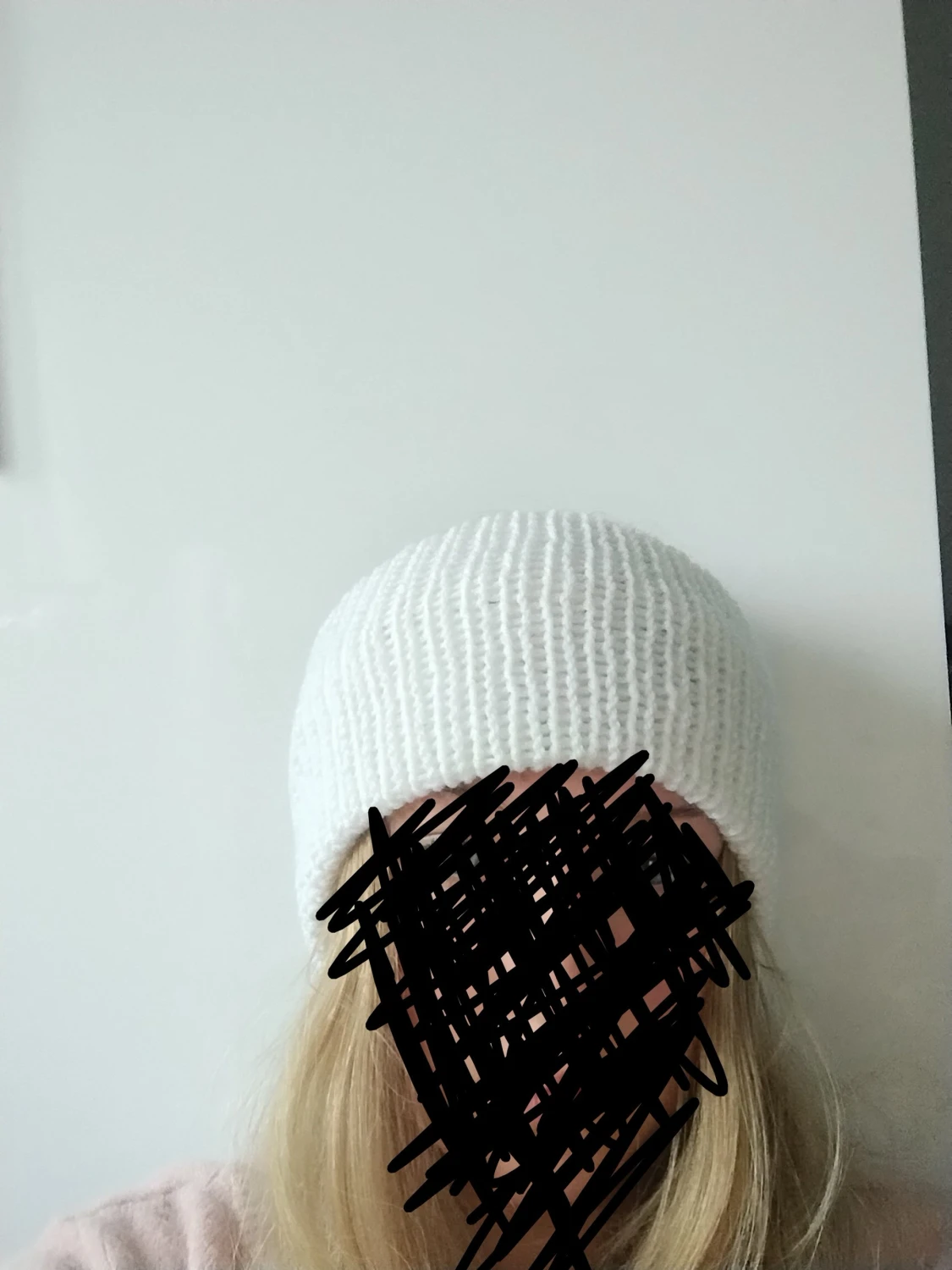 Vitt stickat pannband  - 1