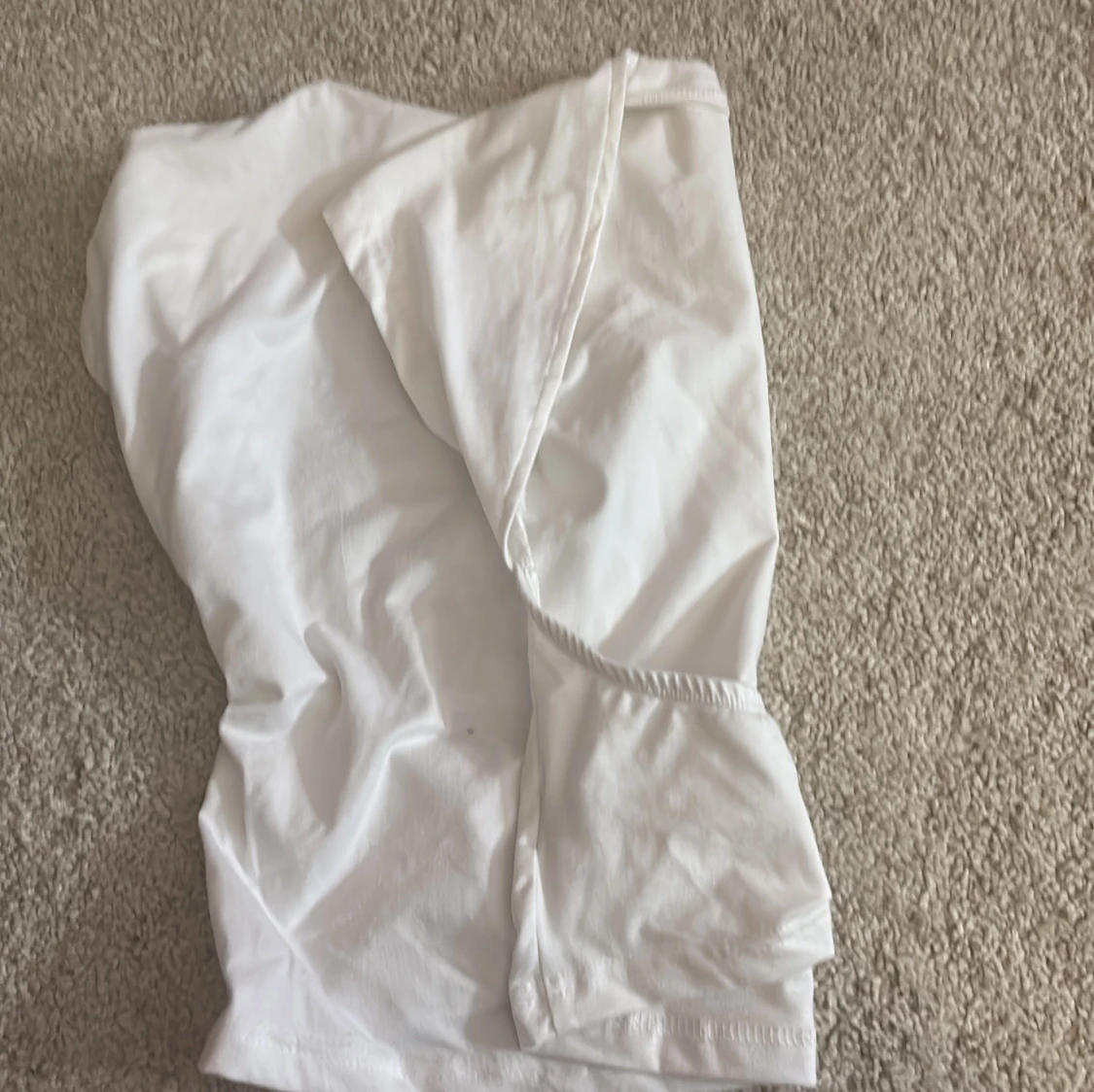 Vit omlott blus med kort ärm - 3