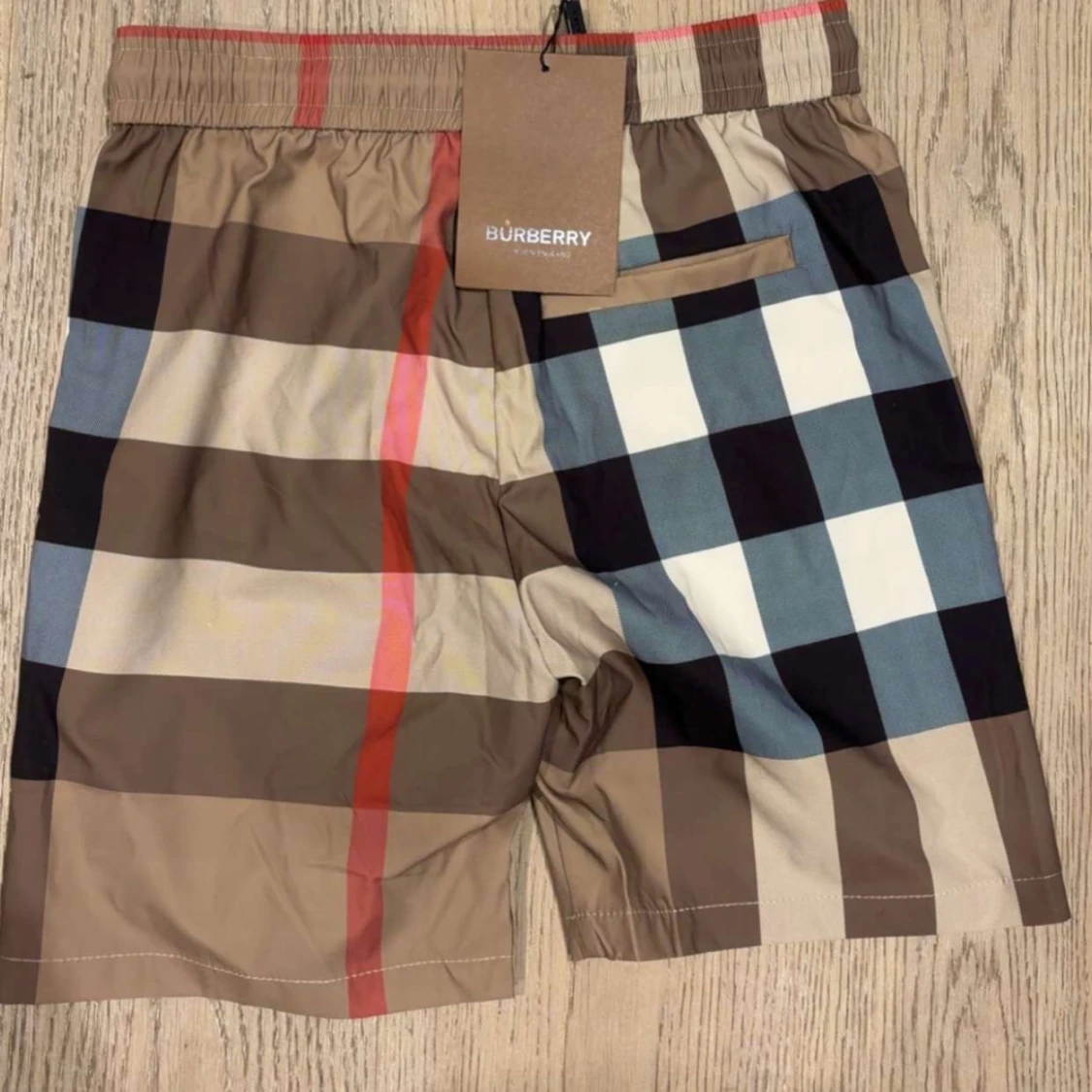 Burberry badshorts  - 2