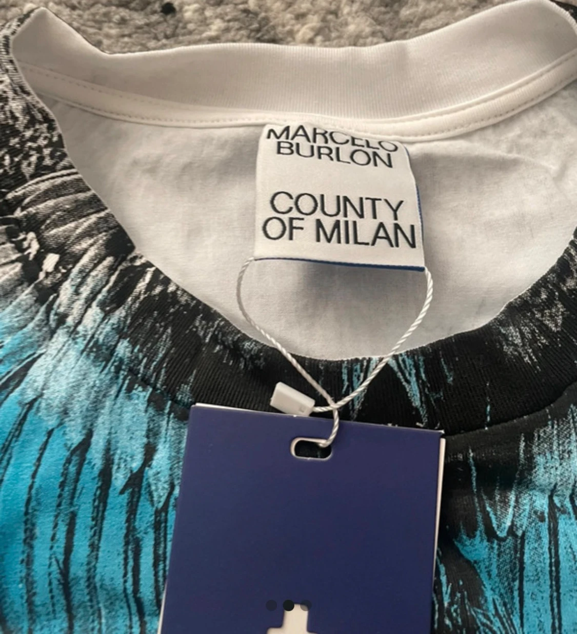 Vit t-shirt med blå vingar Marcelo Burlon - 1