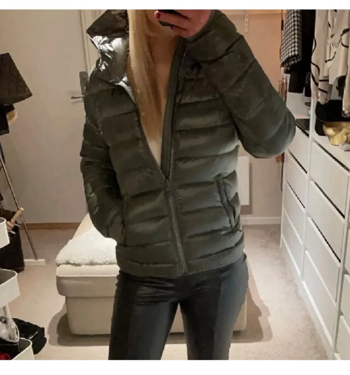 Söker grön colmar jacka - 3