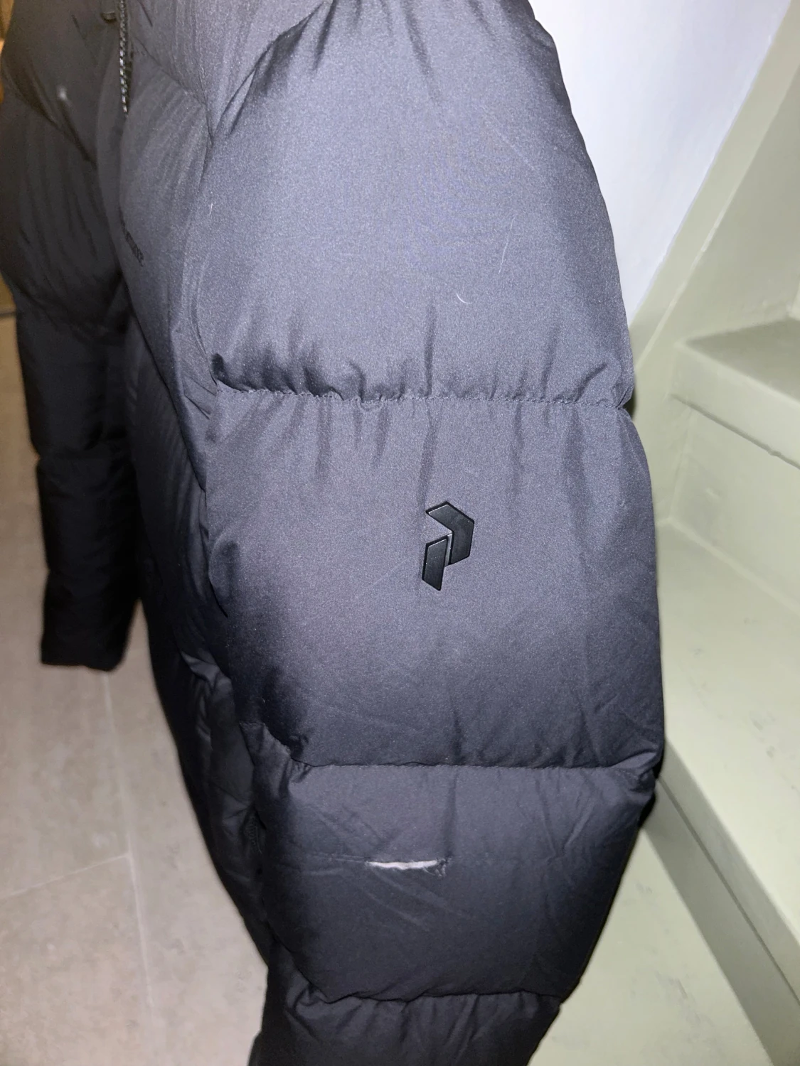 Svart Peak Performance vinter jacka - 2