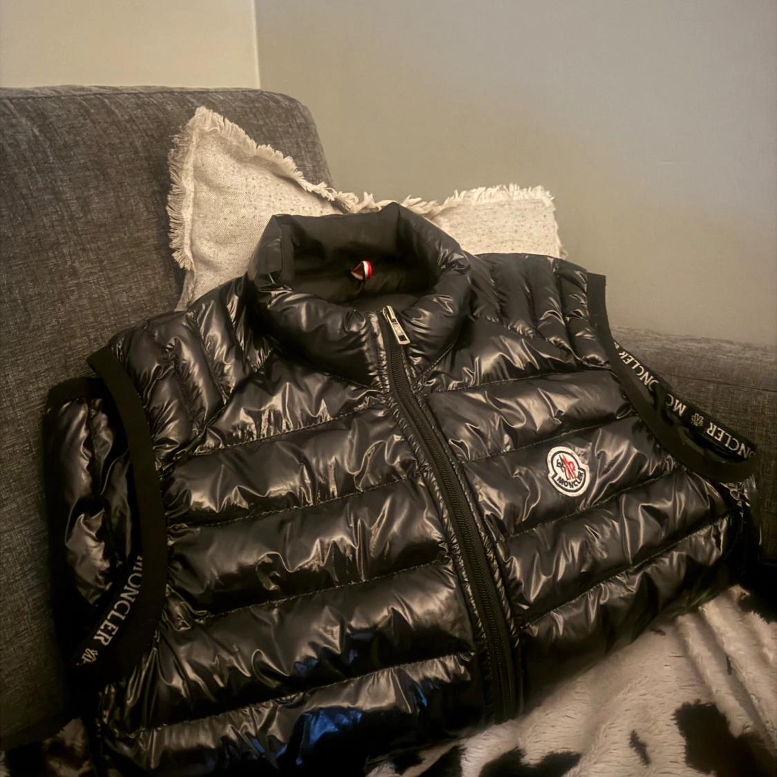 Svart dunväst från Moncler, S - 1