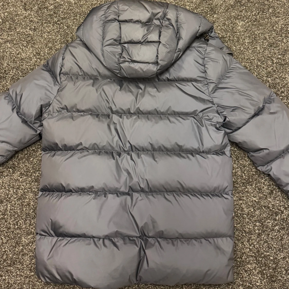 Blå dunjacka från J.Lindeberg - 2