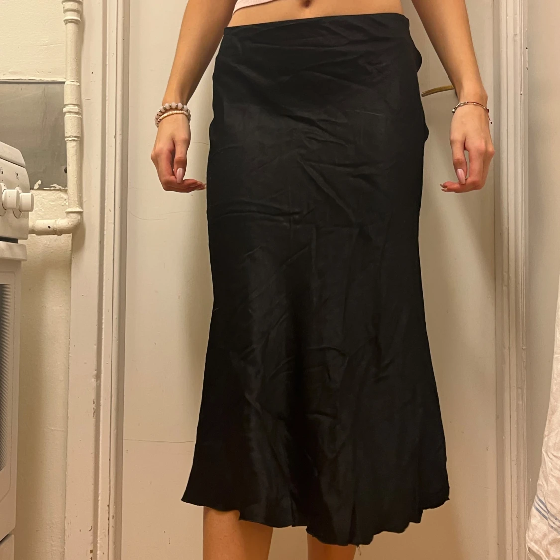 Svart Satinkjol  - 3