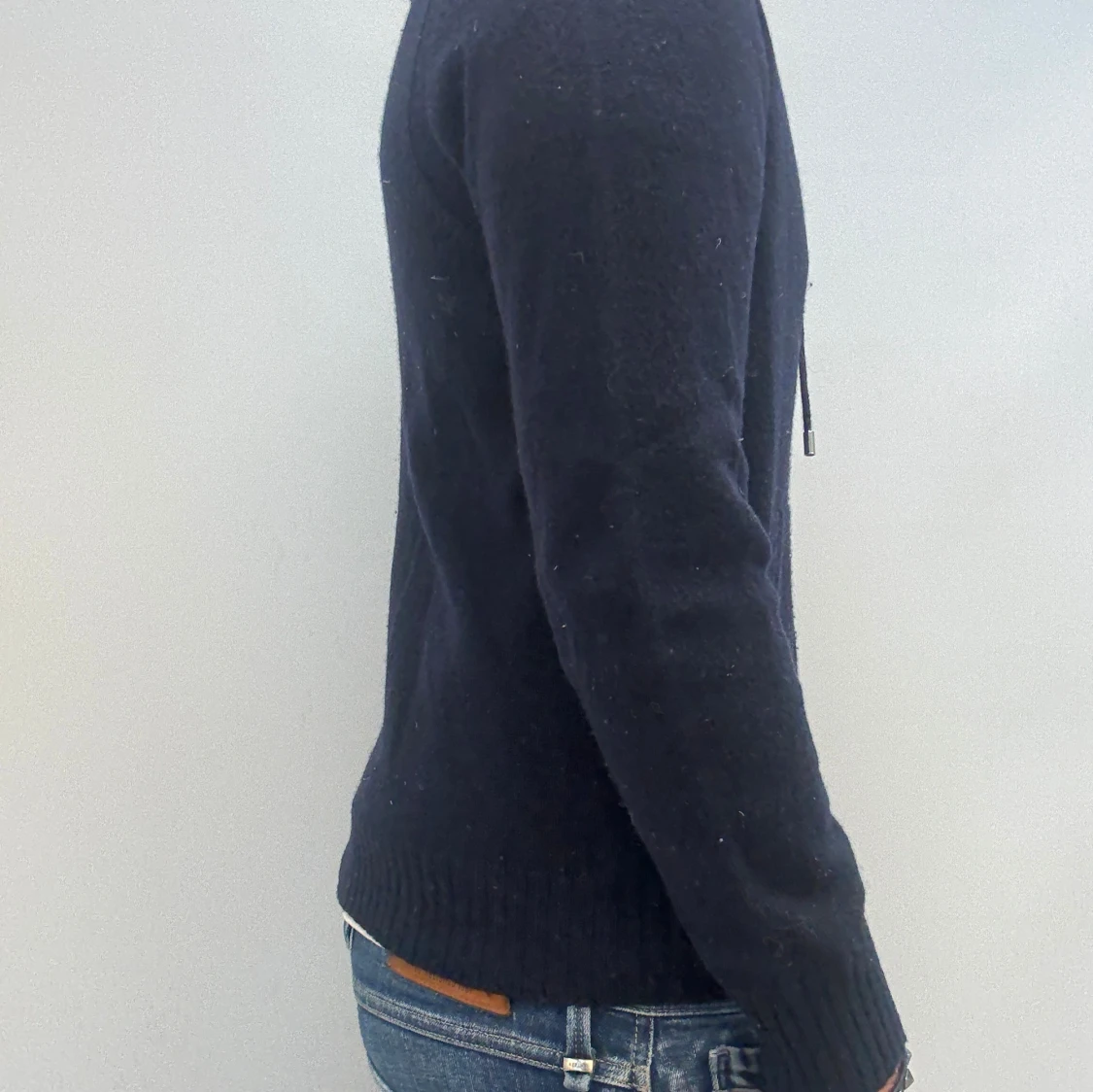 mörk bli stickad hoodie med dragkedja - 1