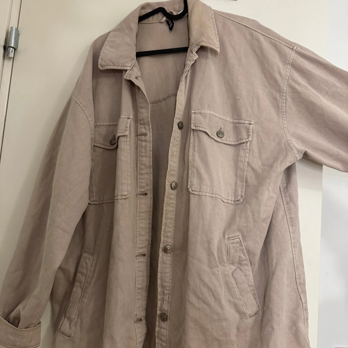 Beige overshirt i manchester från H&M - 3