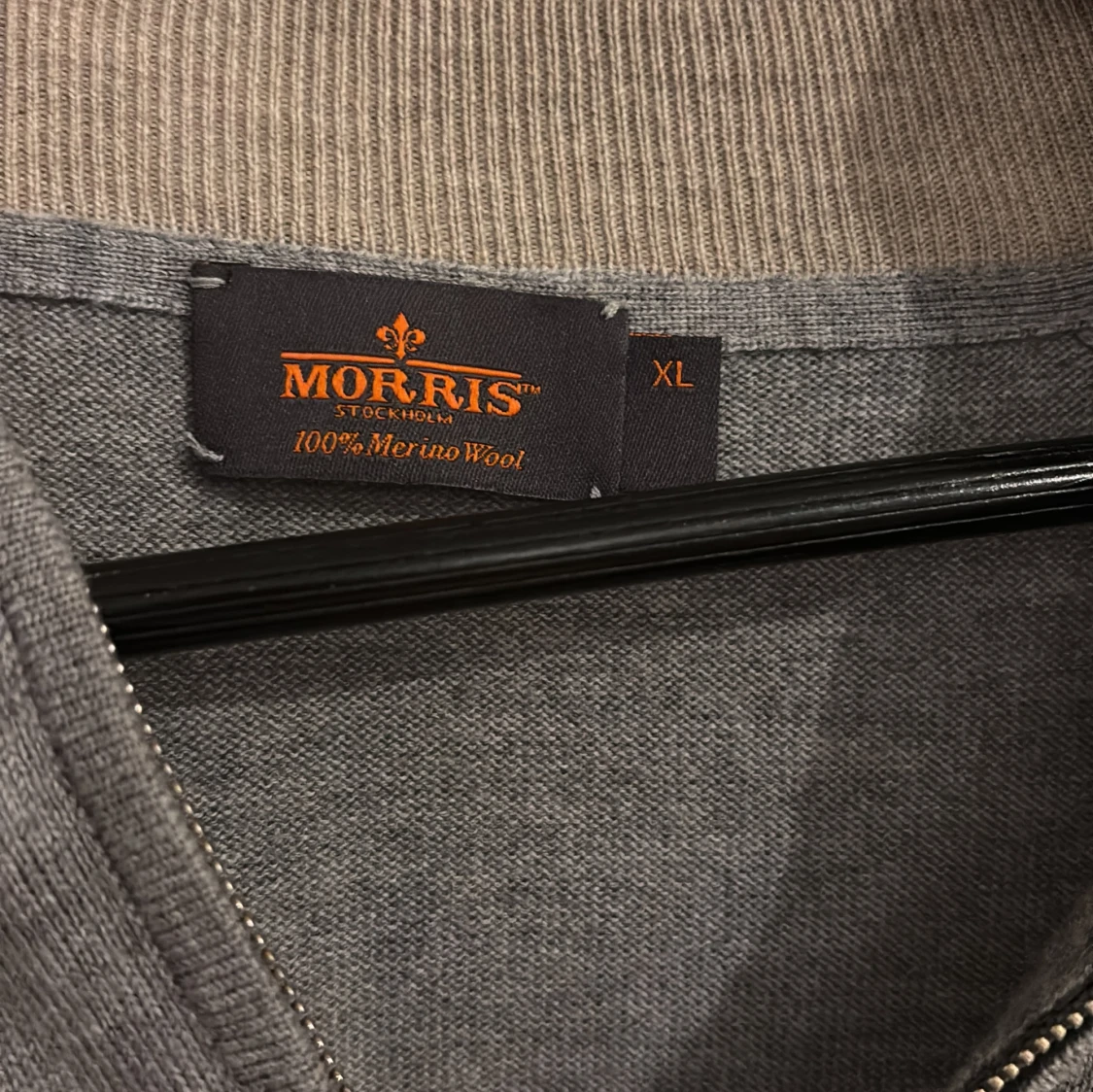 Grå merinoulltröja från Morris - 1