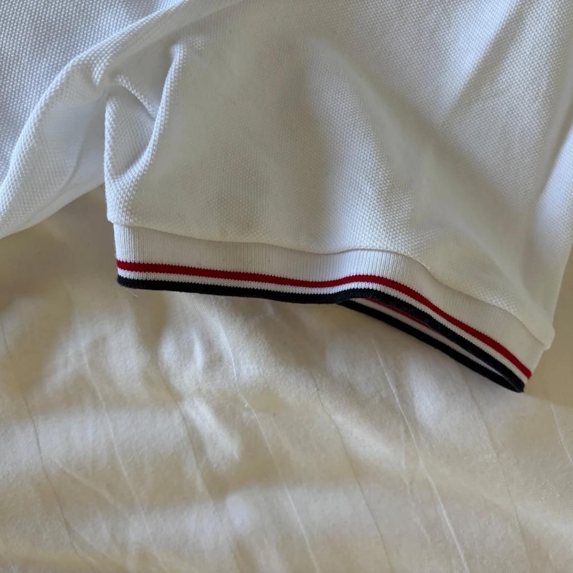 Vit Moncler pikétröja  - 3