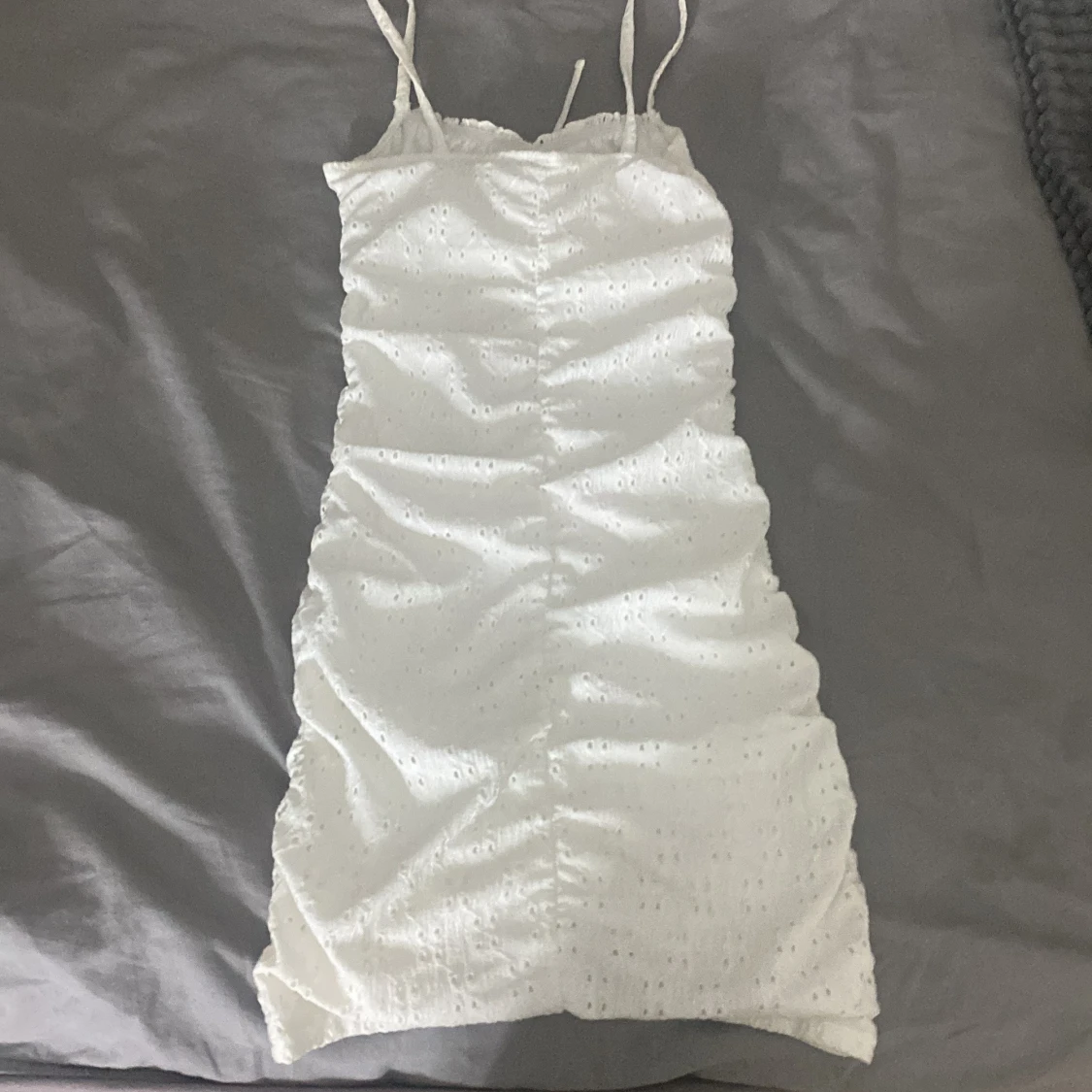 Vit kort klänning från H&M Divided XS - 1