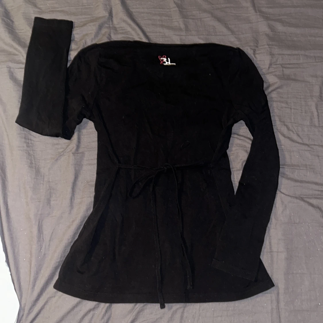 Svart långärmad - 3