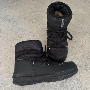 Svarta Moon Boot  - Storlek 35