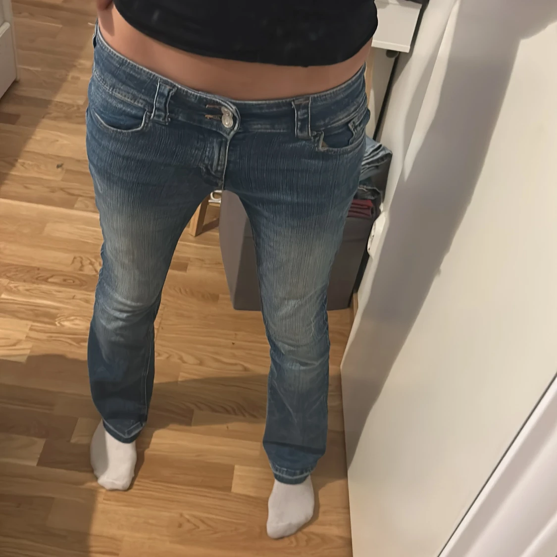 Blå bootcut jeans låg midja - 3