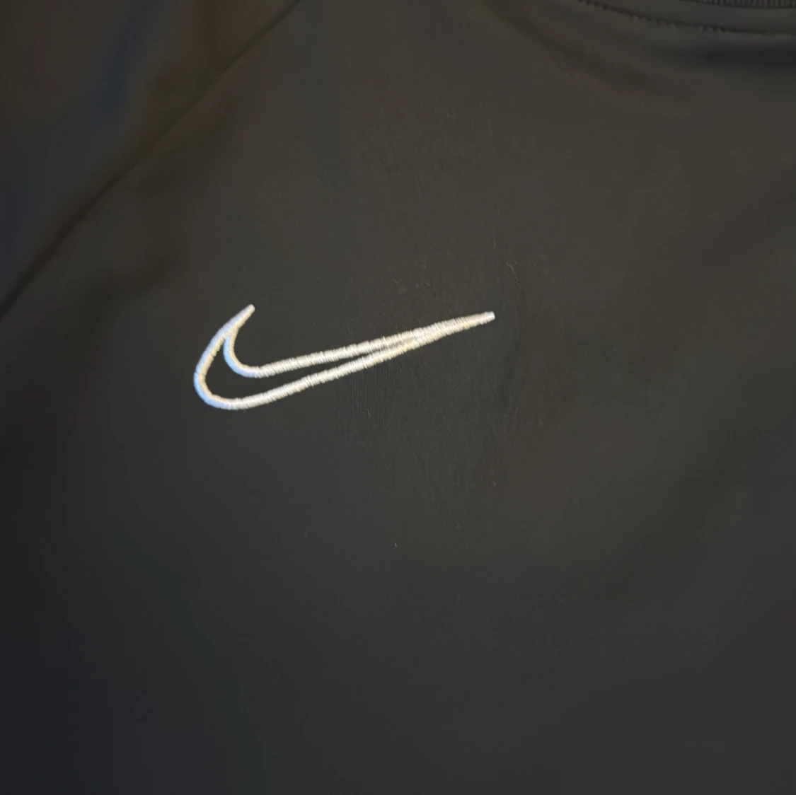 Svart Nike Dri-Fit t-shirt L - 1