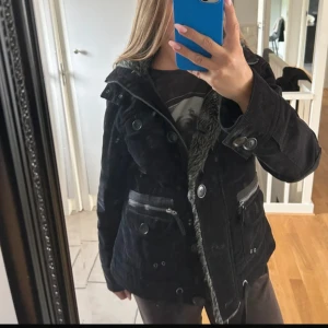 Jacka  - Jacka i bra skick 