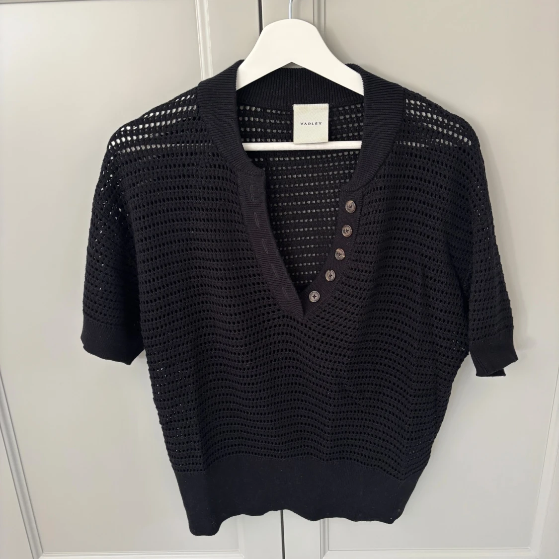 Svart stickad topp  - 2