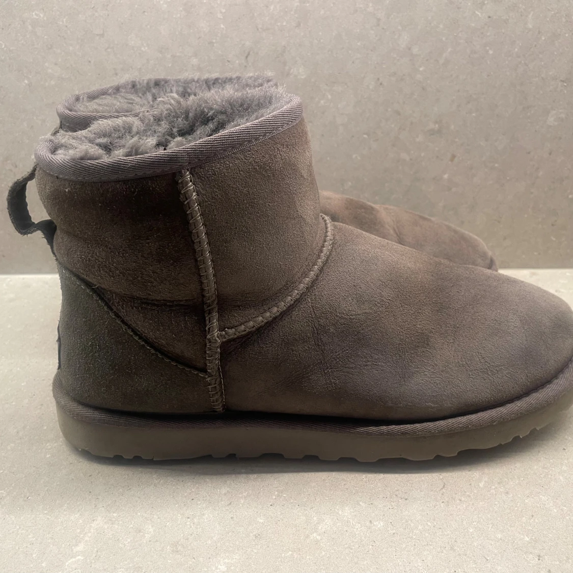 Uggs gåra storlek 43 - 1