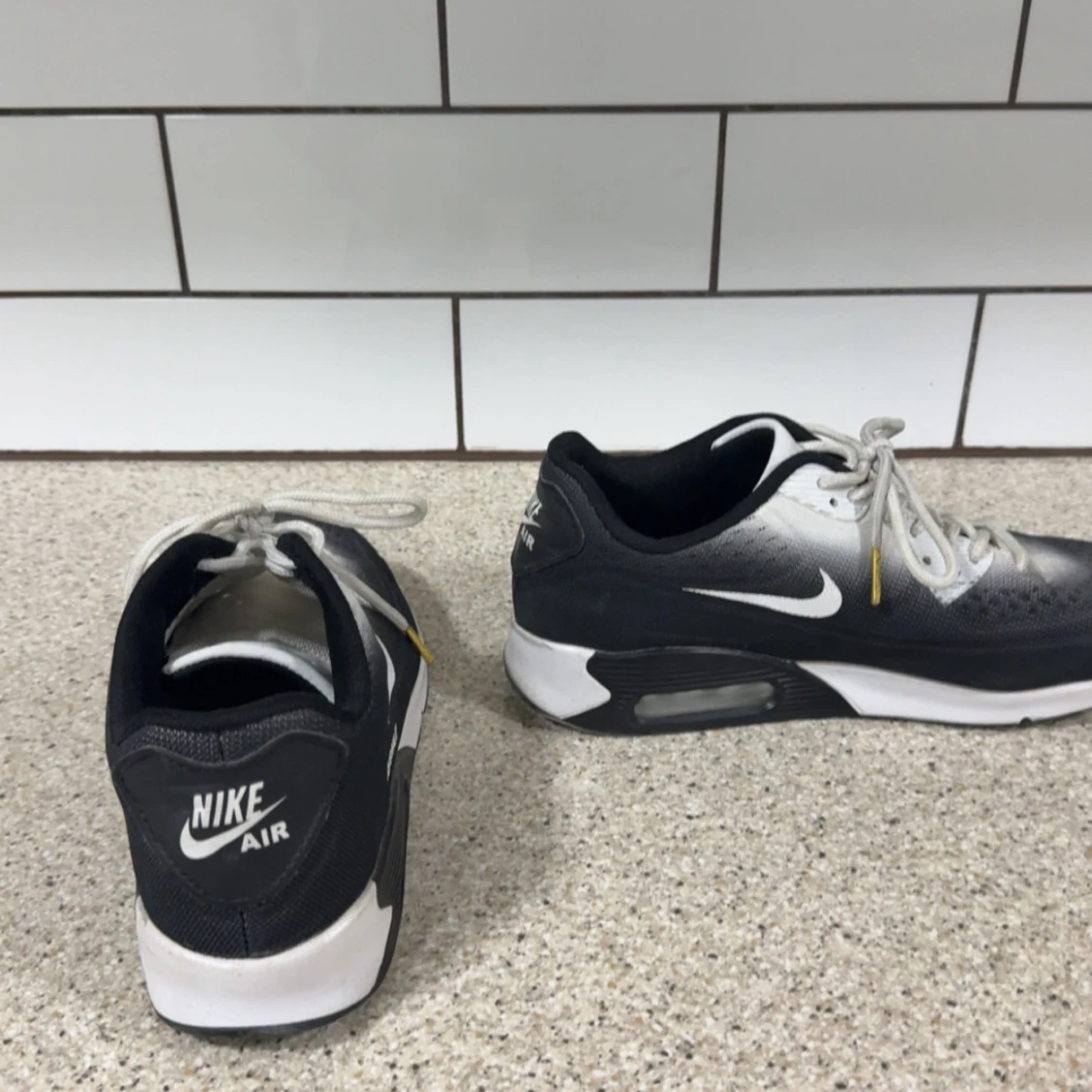 Nike Air Max svartvita sneakers