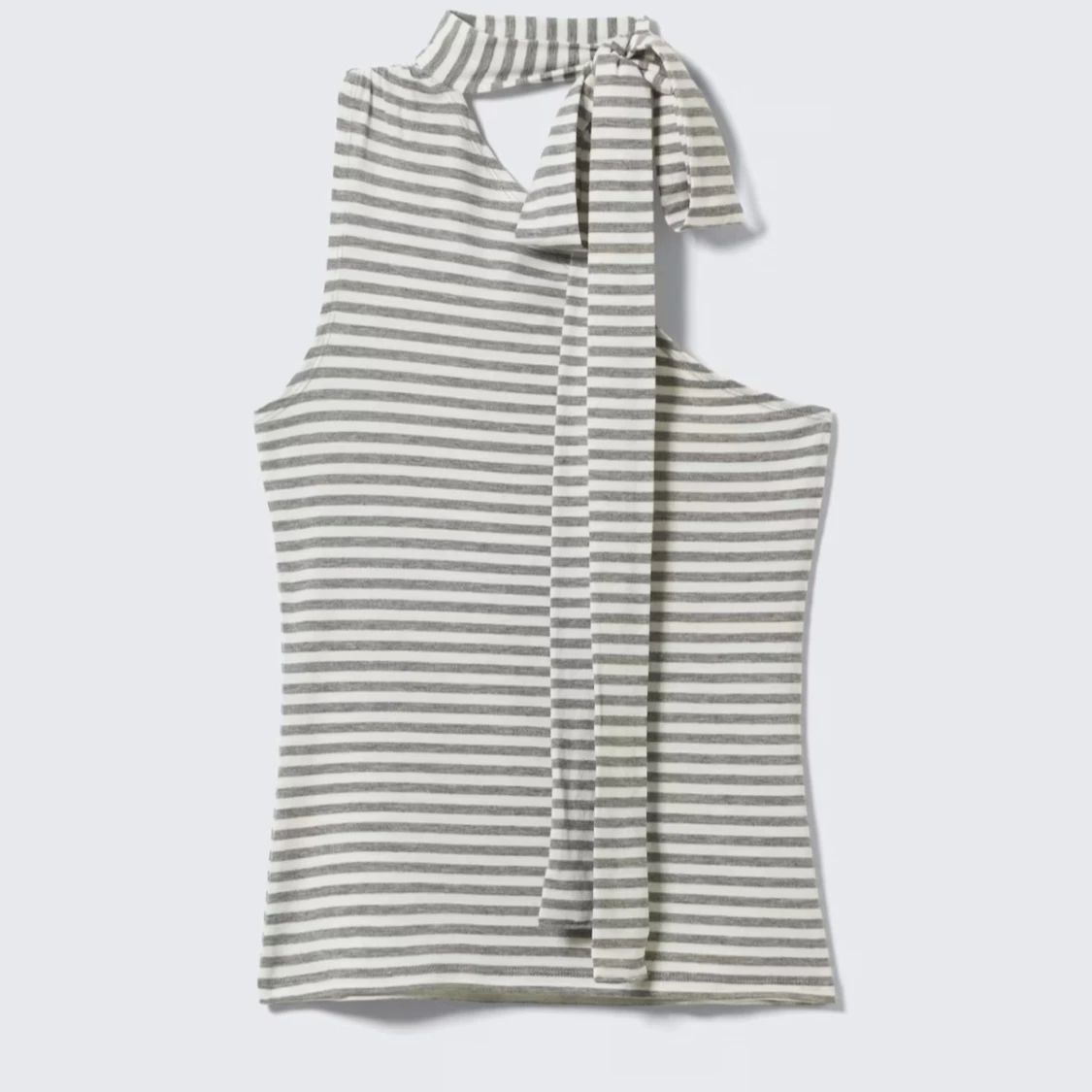 Randig asymmetrisk topp med knyt