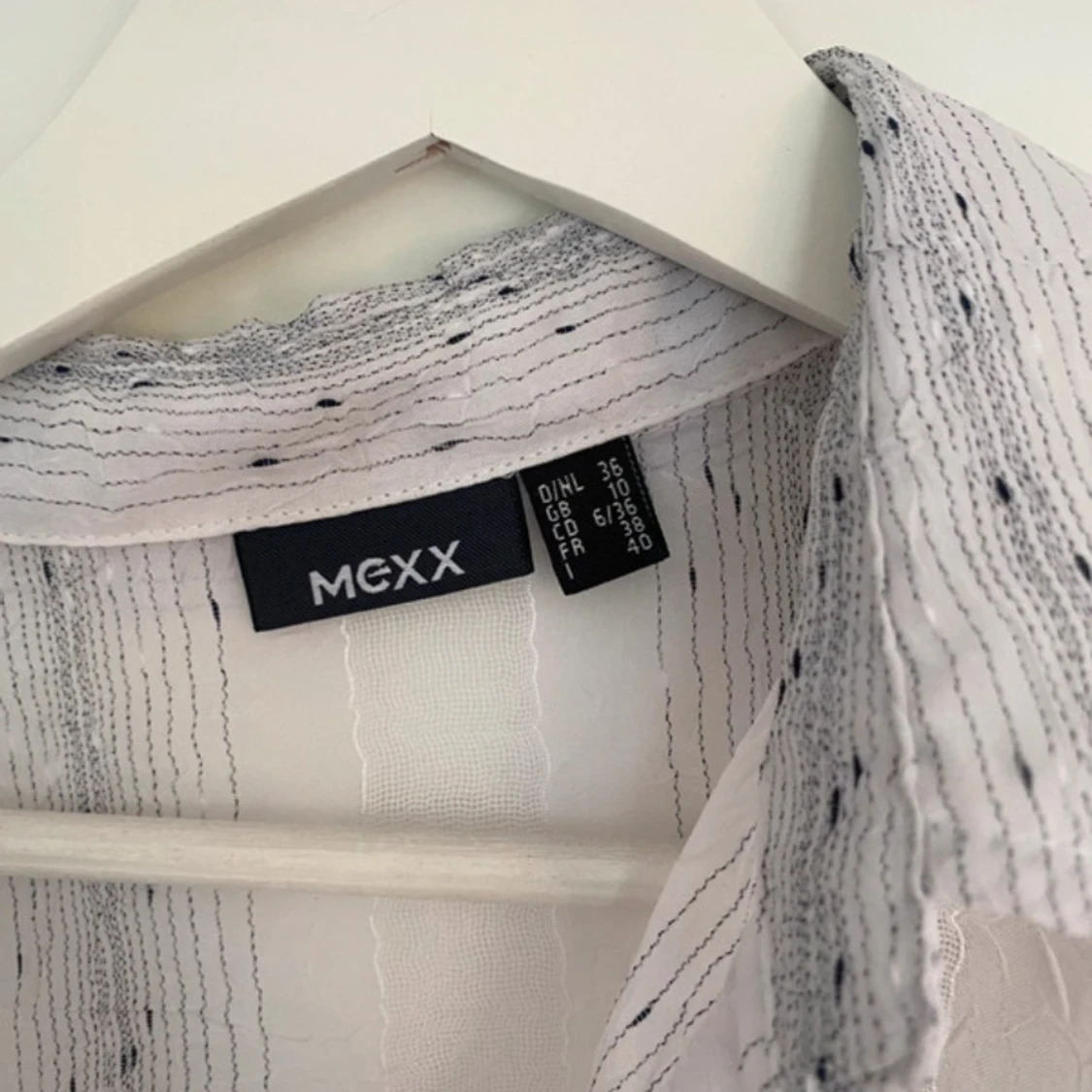 Vit randig skjorta från Mexx - 2