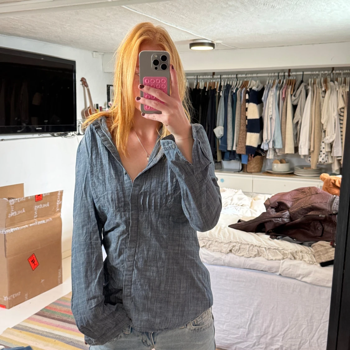 Grå långärmad skjorta i bomull