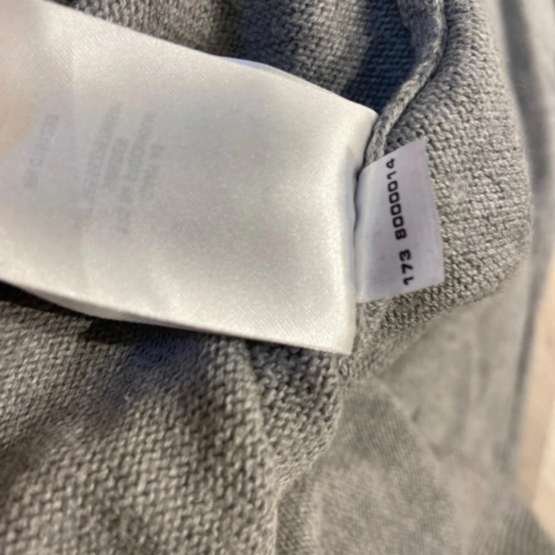 Grå stickad tröja från GANT - 4