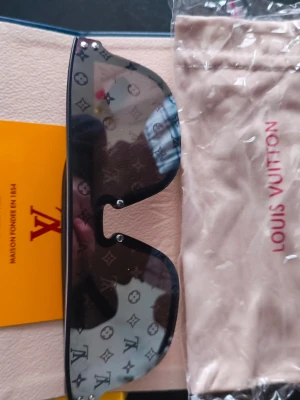 Solglasögon lv - Bra kvalitet solglasögon lv som är äkta!