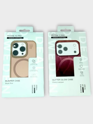 iPhone 16 Pro Bumper Case & iPhone 17 Pro Glitter Glow Case - Två MagSafe-kompatibla mobilskal: ett bumper case i blush pink för iPhone 16 Pro och ett glitter glow case i cherry lacquer för iPhone 17 Pro. Båda är dropptestade och tillverkade med återvunnet material. Skalen är nya i originalförpackning.