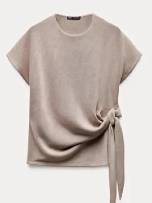 Zara topp med knytning  - Jättefin topp med knytning från Zara❣️