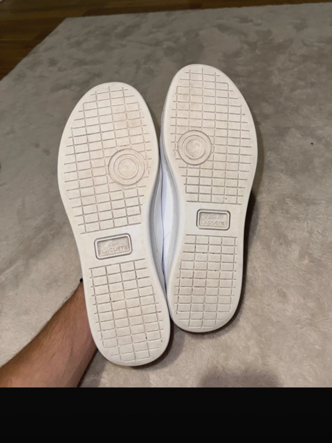 Vita sneakers från Lacoste i skinn - 6