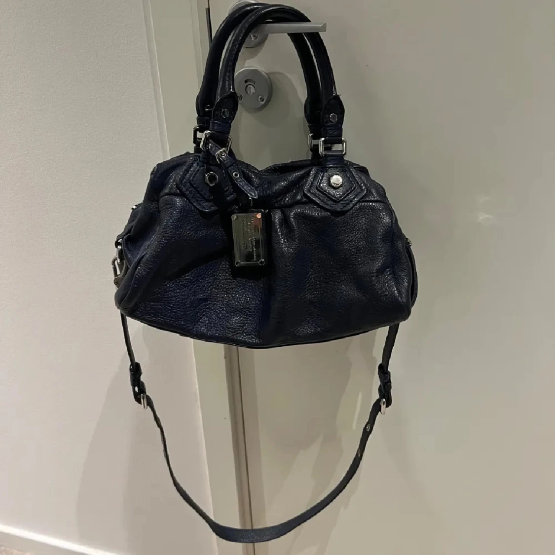 Marc Jacobs väska mörkblå