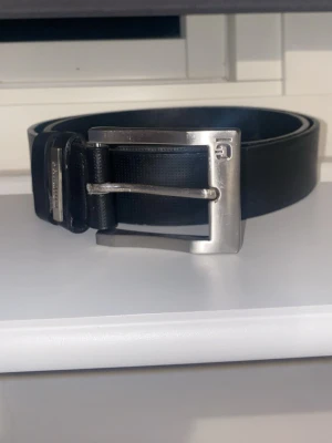 Helt ny bälte (äkta häst läder) - Bälte i storlek  som 100cm är extremt skön och fin.