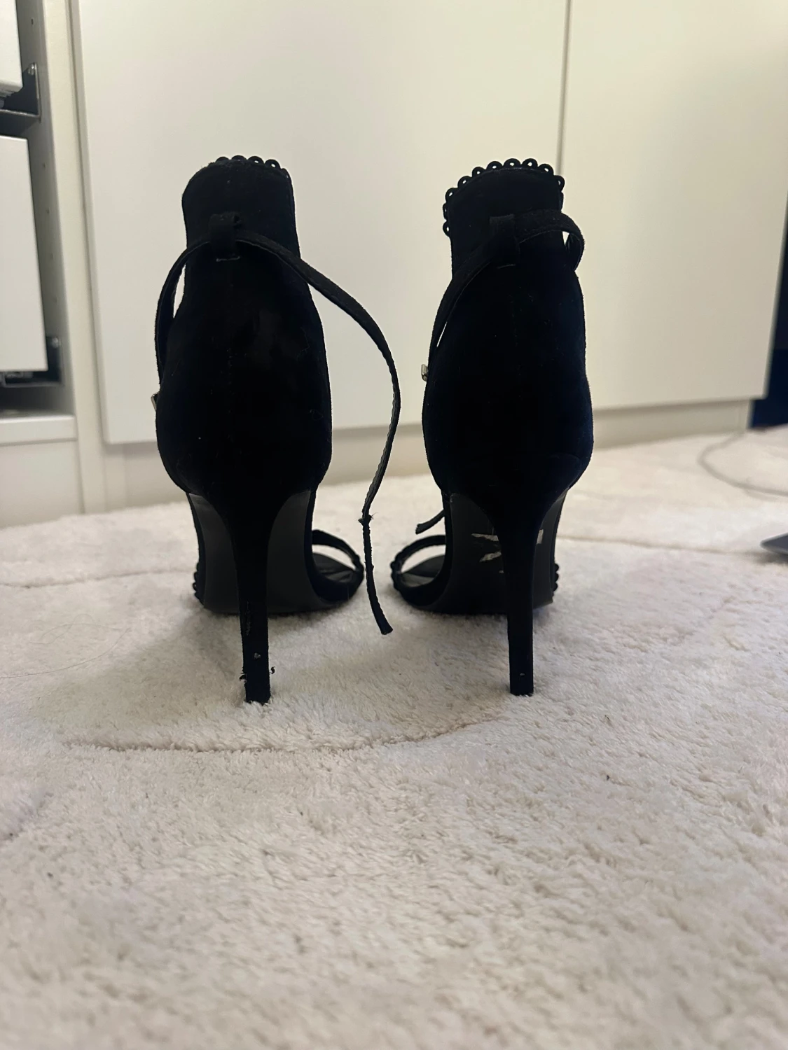 Svarta mocka-pumps från Opposite - 4