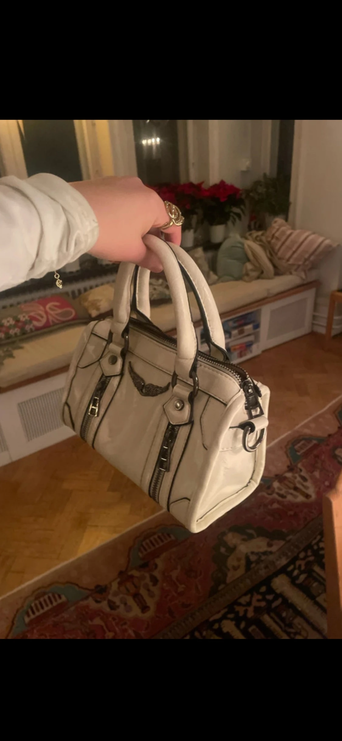Fin vit väska ❤️ - 1